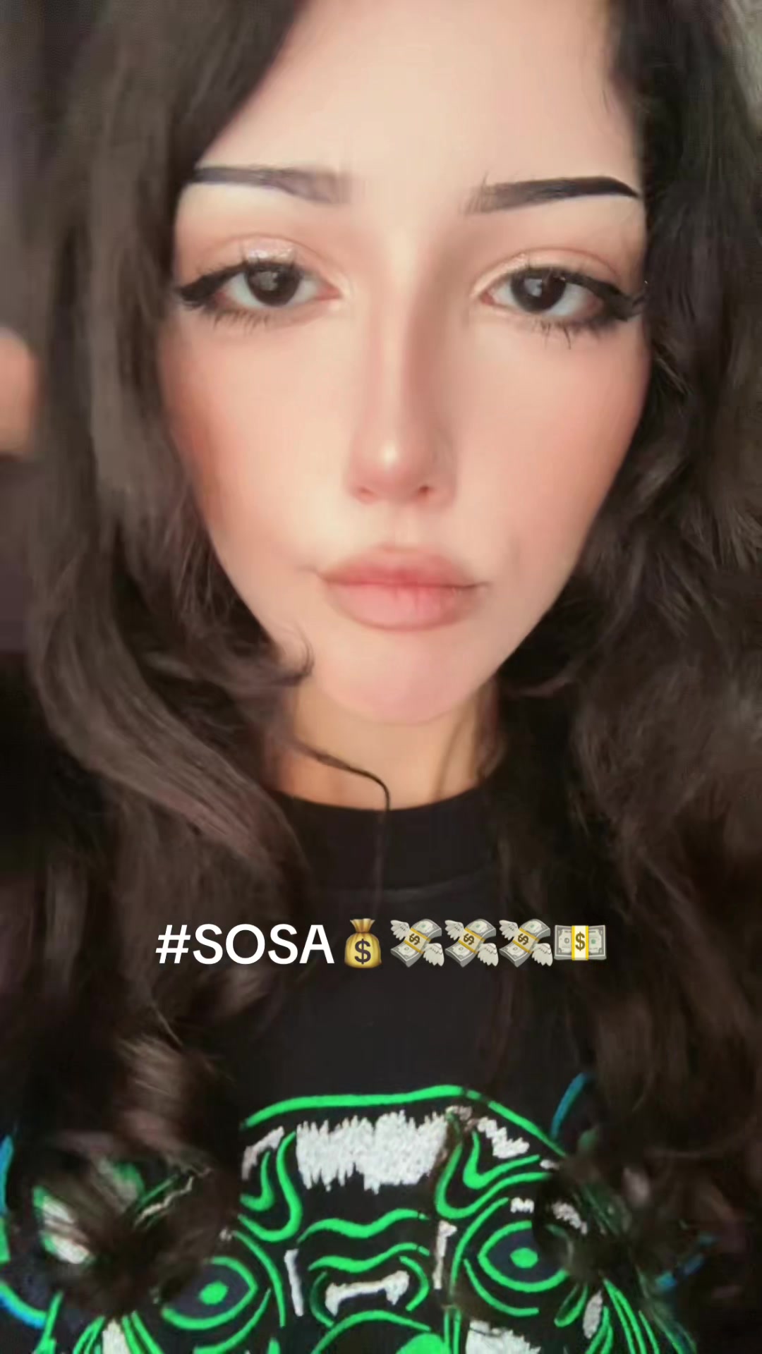 @✱