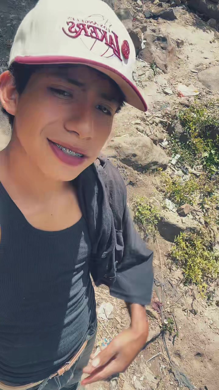 @ . >niñotrueno🦥🌫️🦦