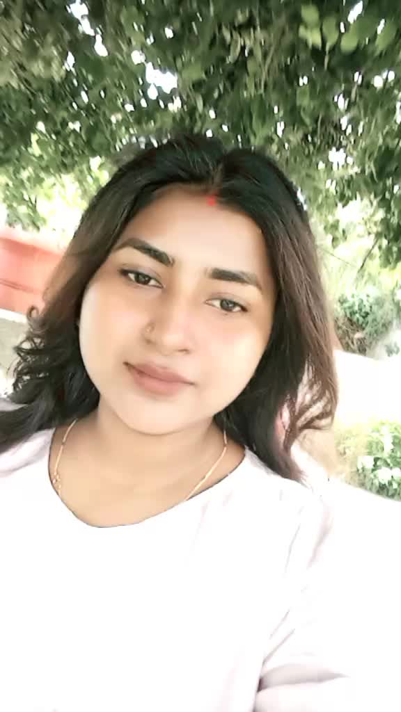 @aArTi aDhikAr&Iuml;. ❤️❤️❤️