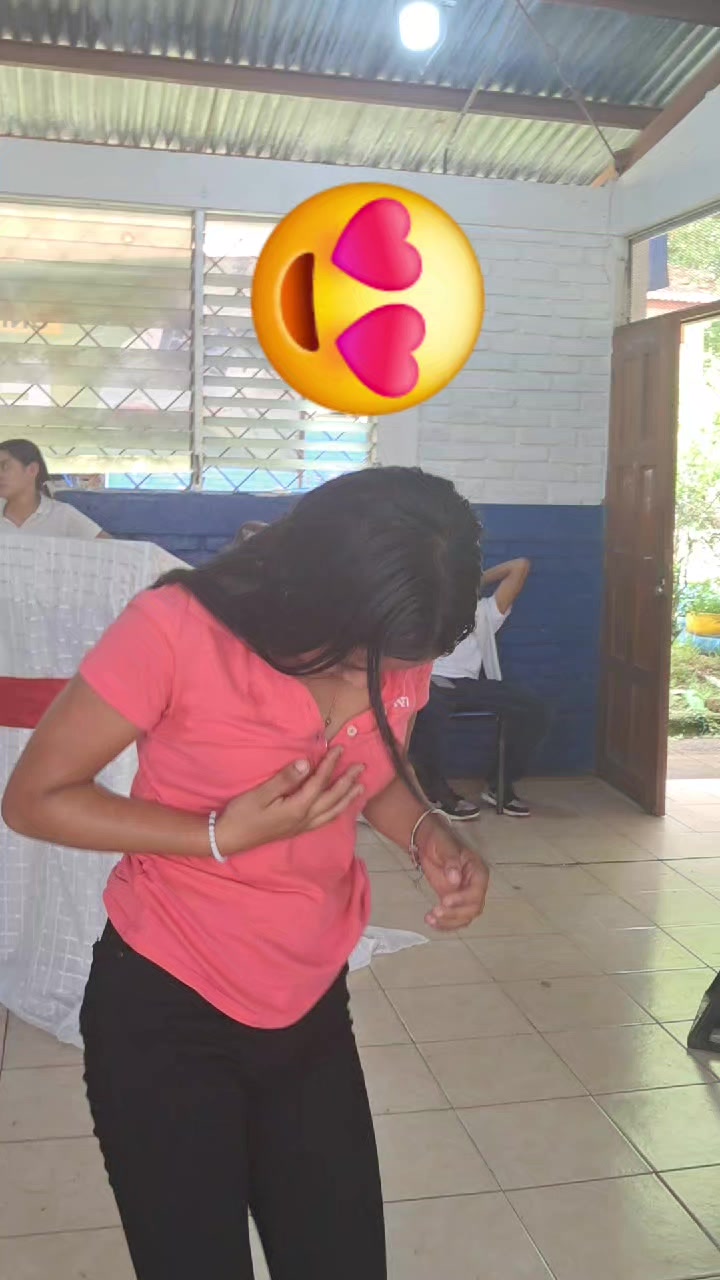 @francheska zamora