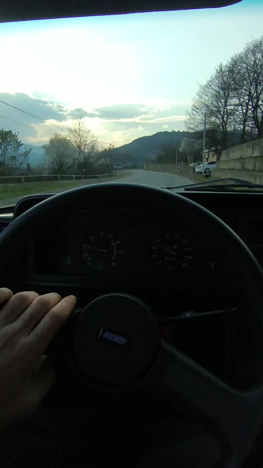 @am1roovv.486