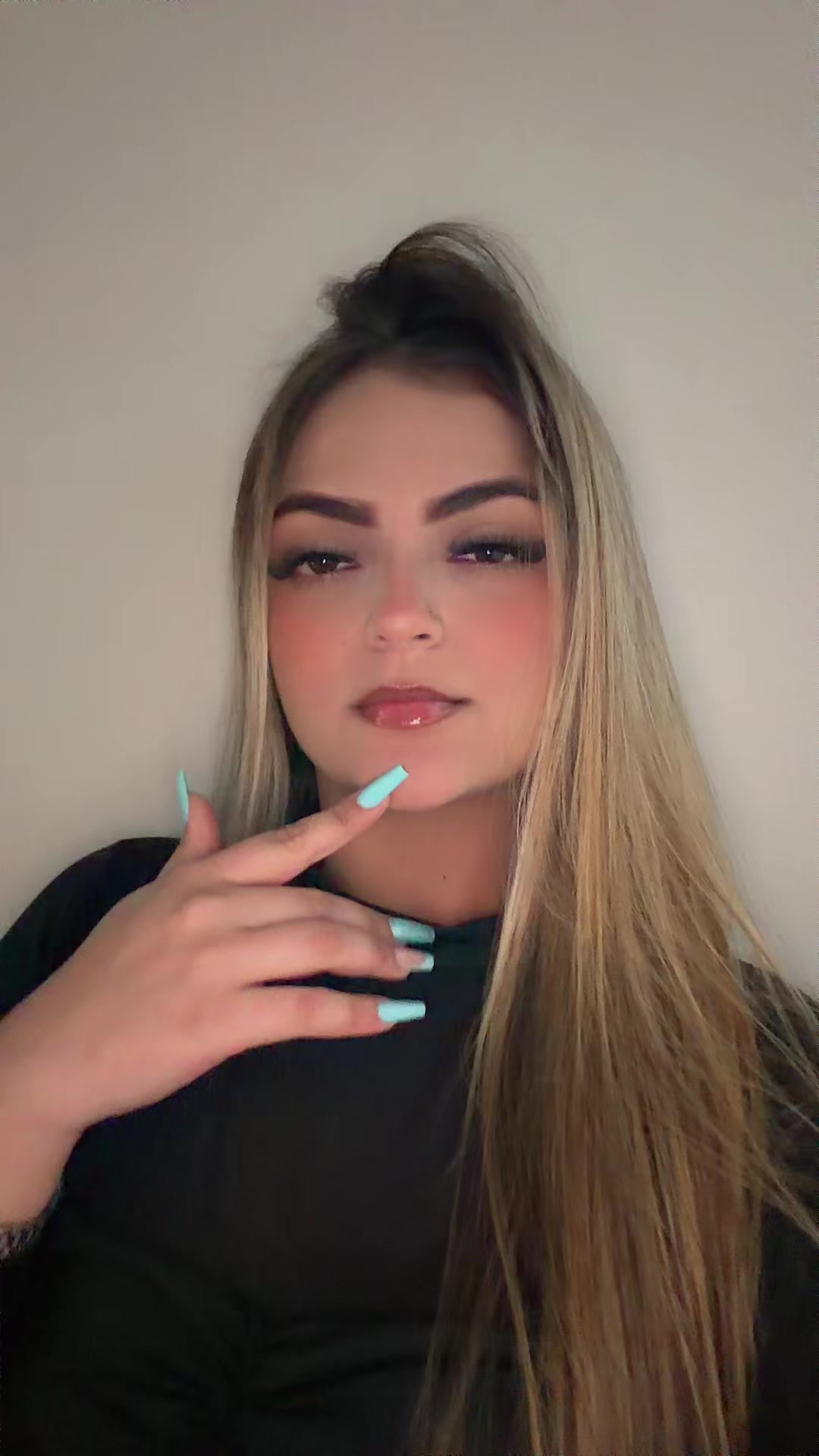 @Thullyane