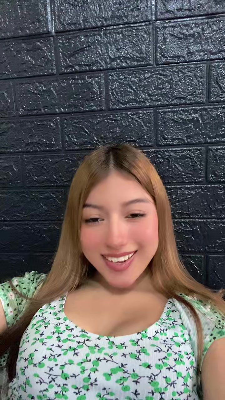@Valen
