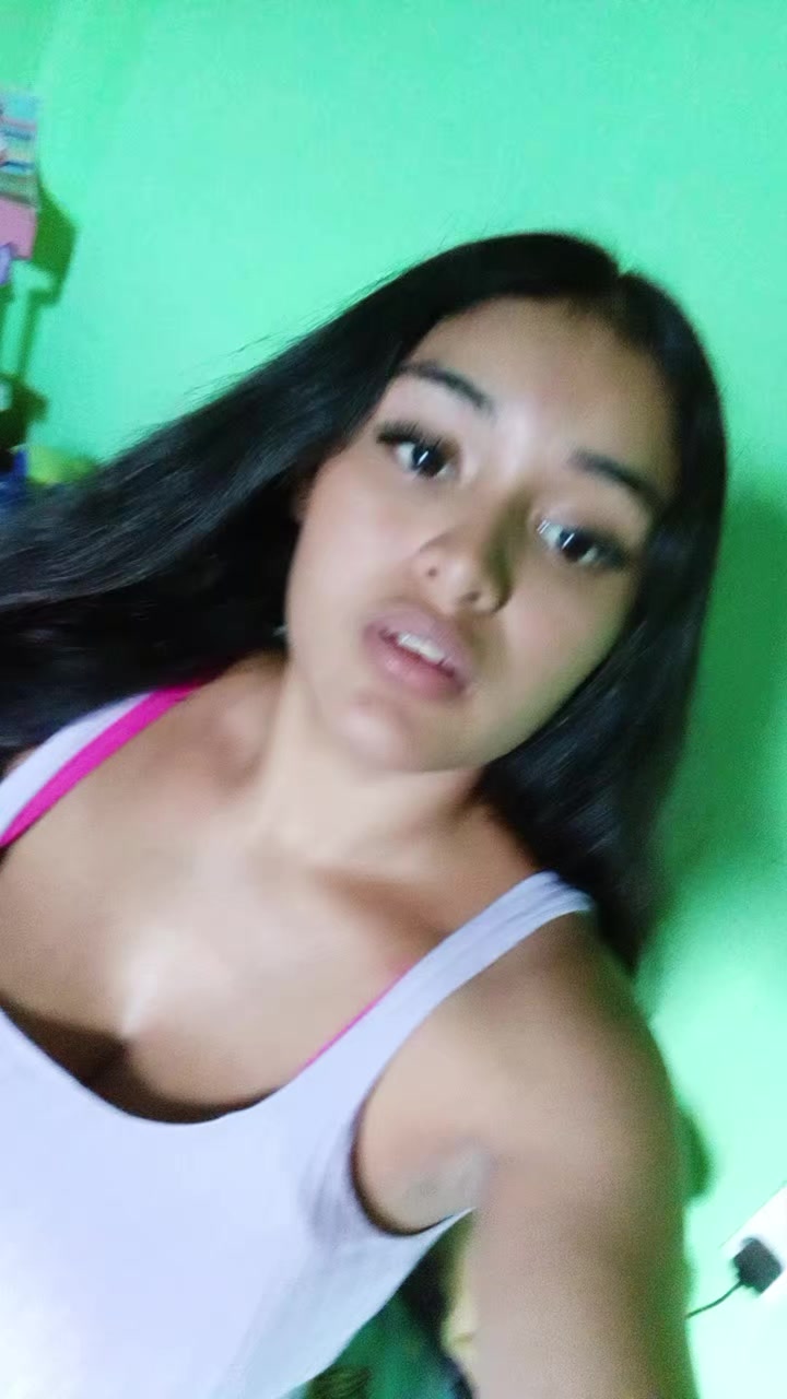 @Hernández
