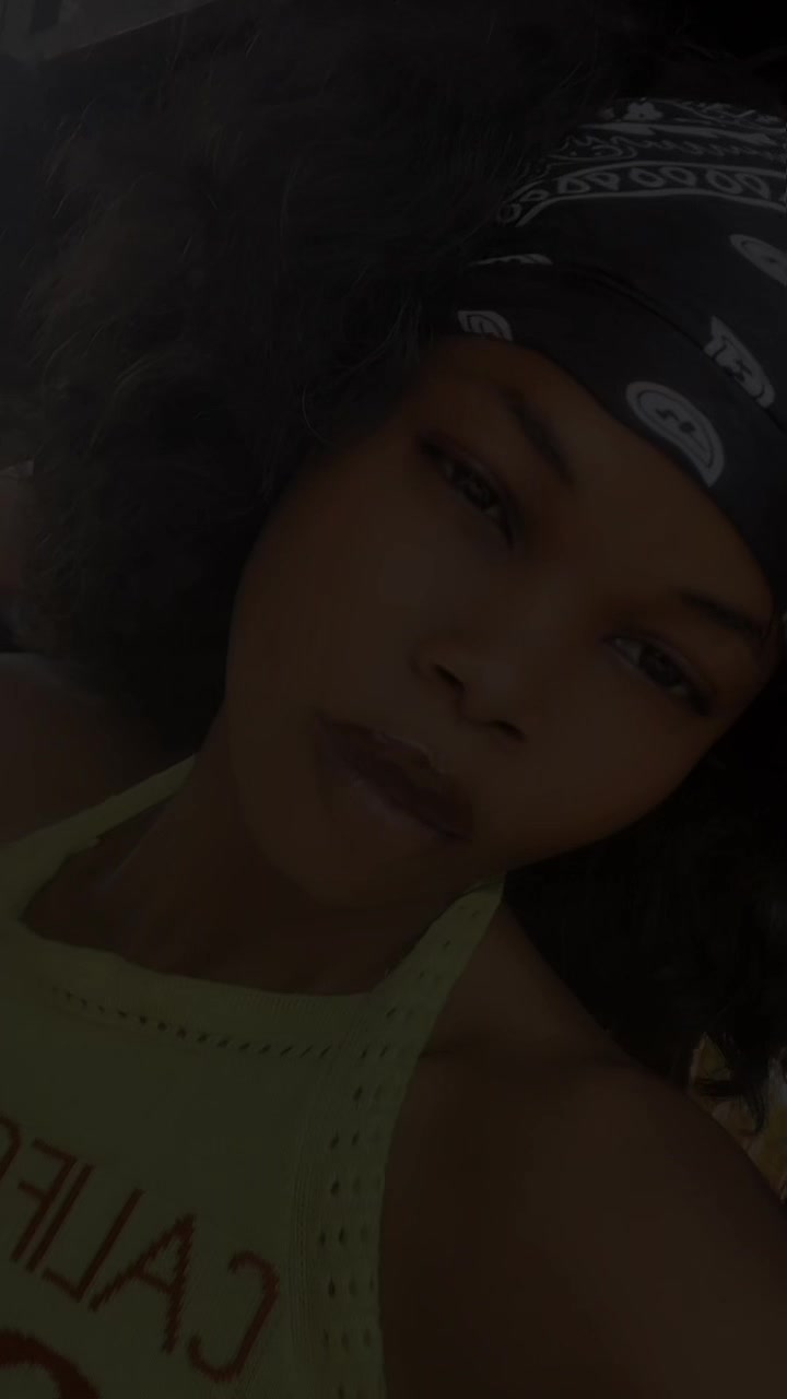 @queencyelizabeth