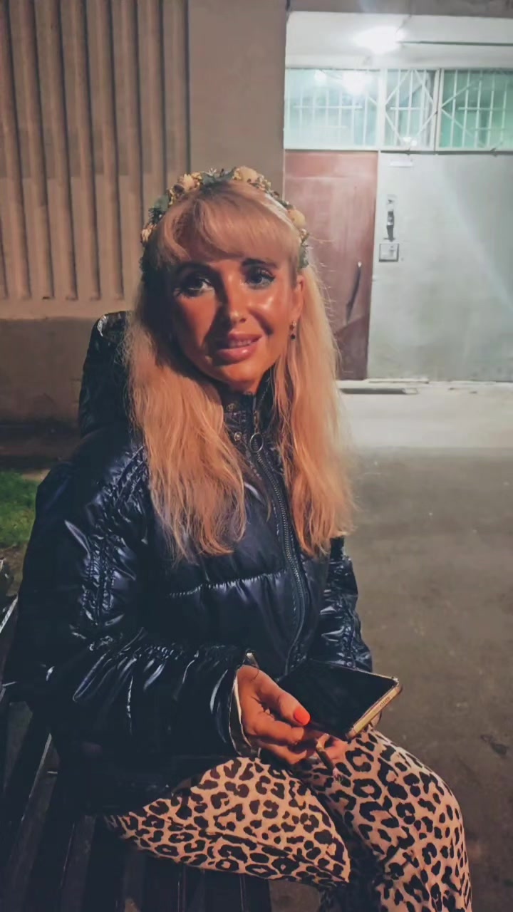 @твоя зая