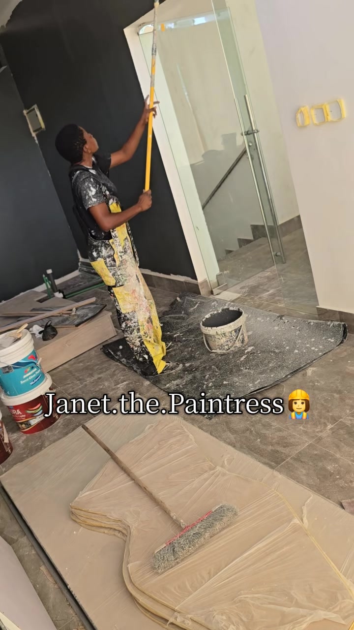 @JANET.the.Paintress👷&zwj;♀️🏘🏠🙏