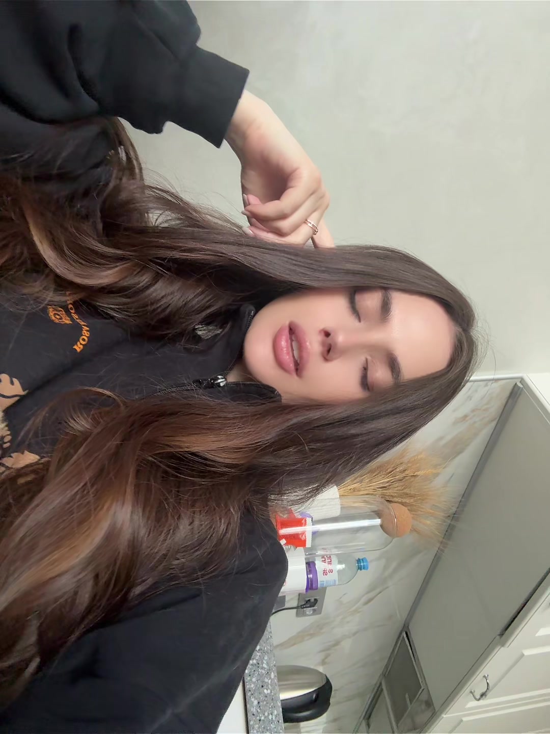 @LU<3