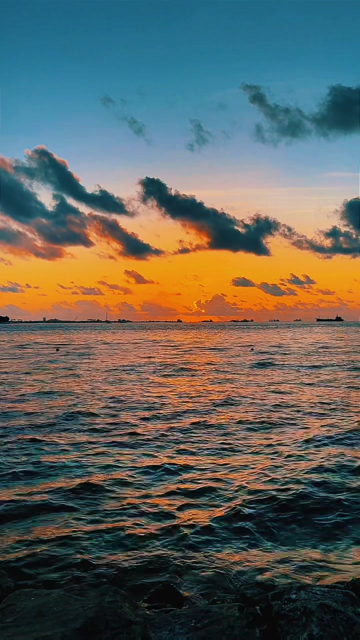 @Cloudy🤍☁️