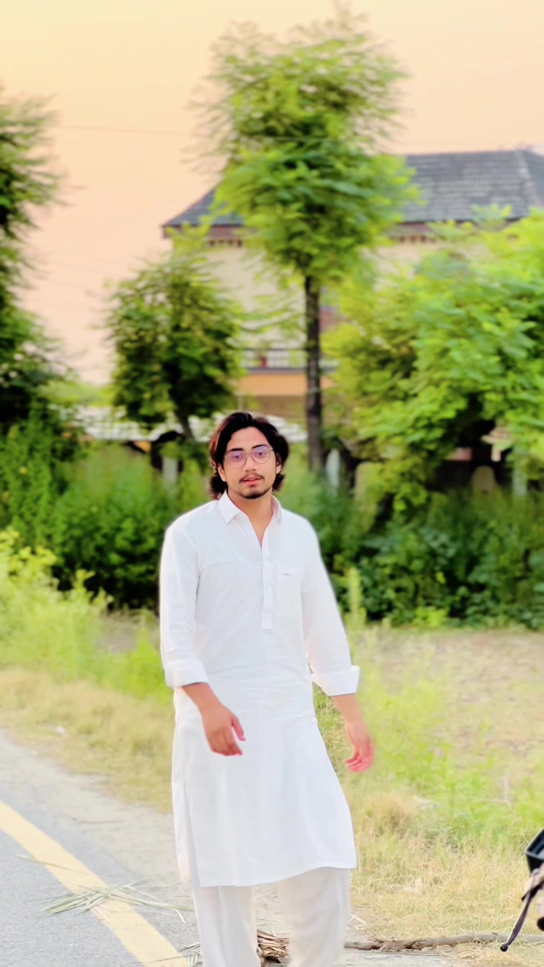 @✨(ALI)علی🦁
