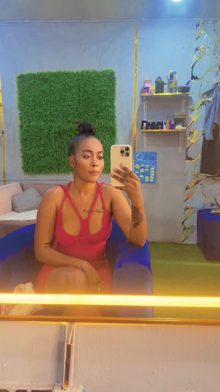 @Jane🥀✨