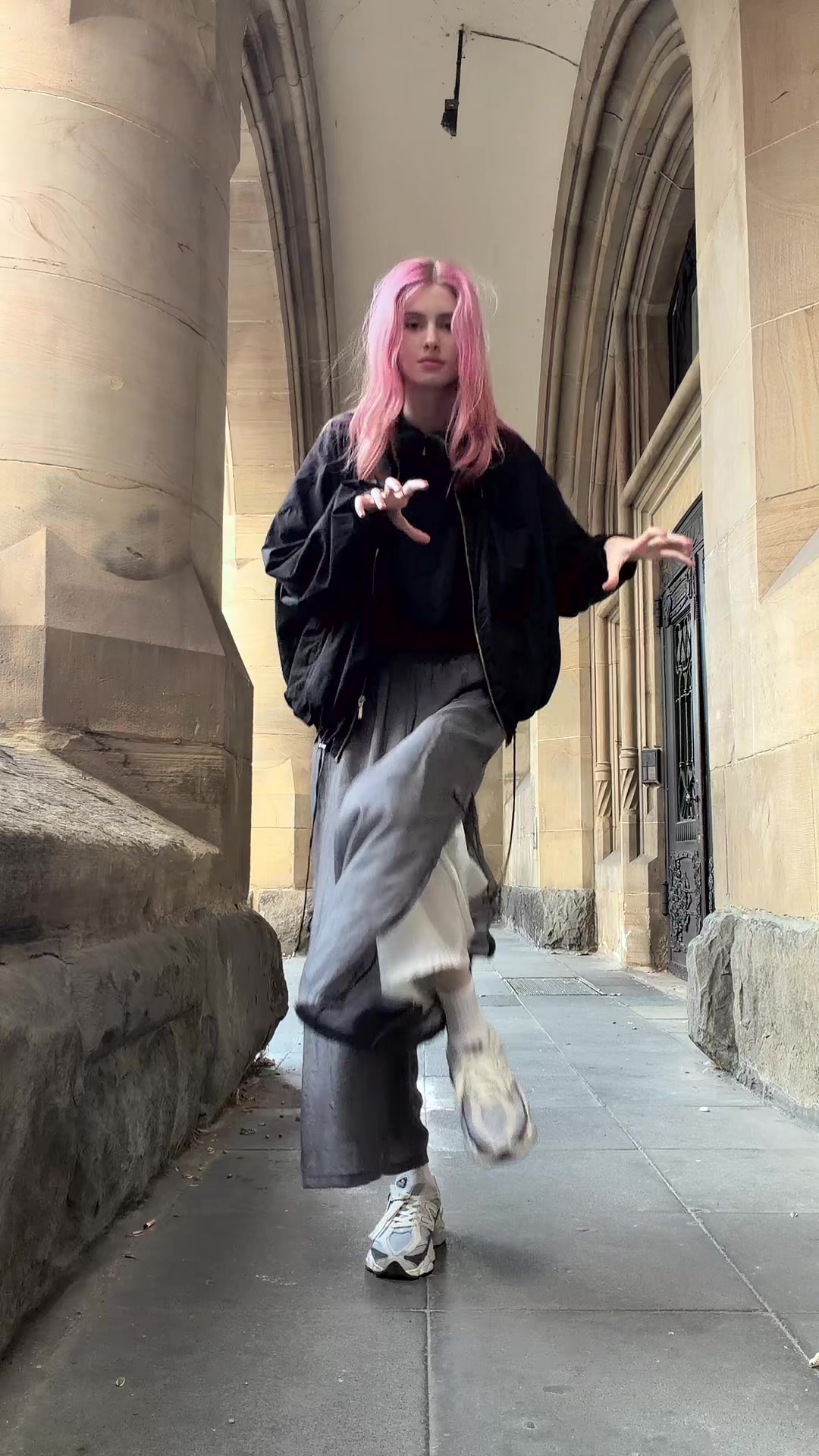 @Awemorre👁&zwj;🗨
