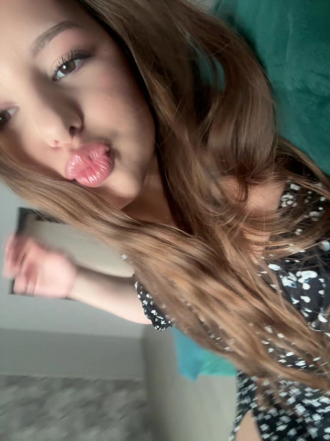 @a_rakelyan