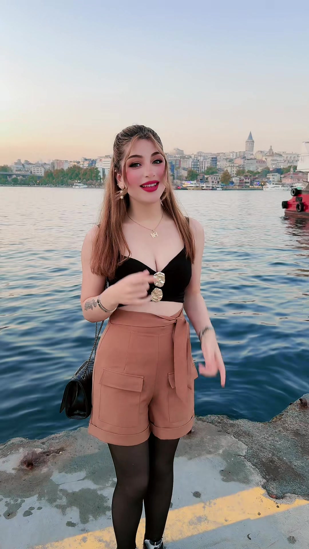 @حلا نور