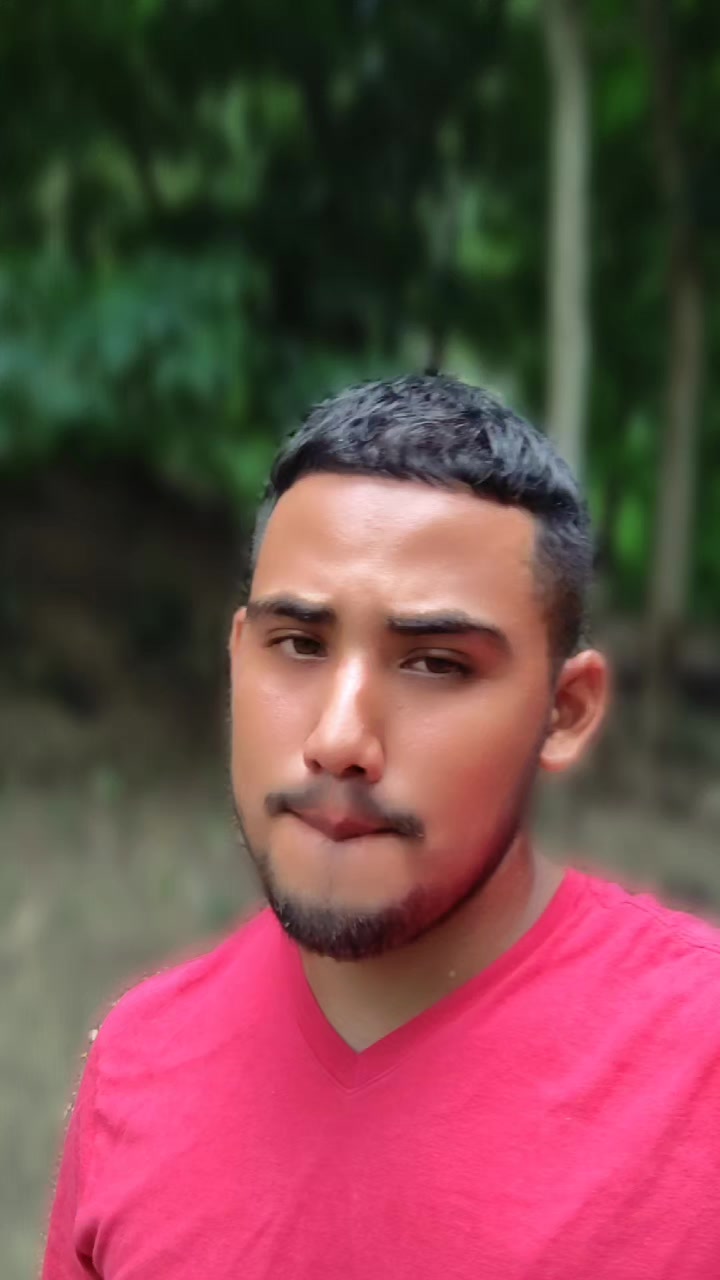@Daniel Mejía