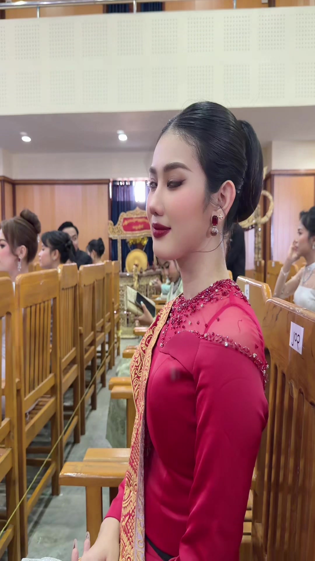 @Hmue Tha Khin Ko officalâ