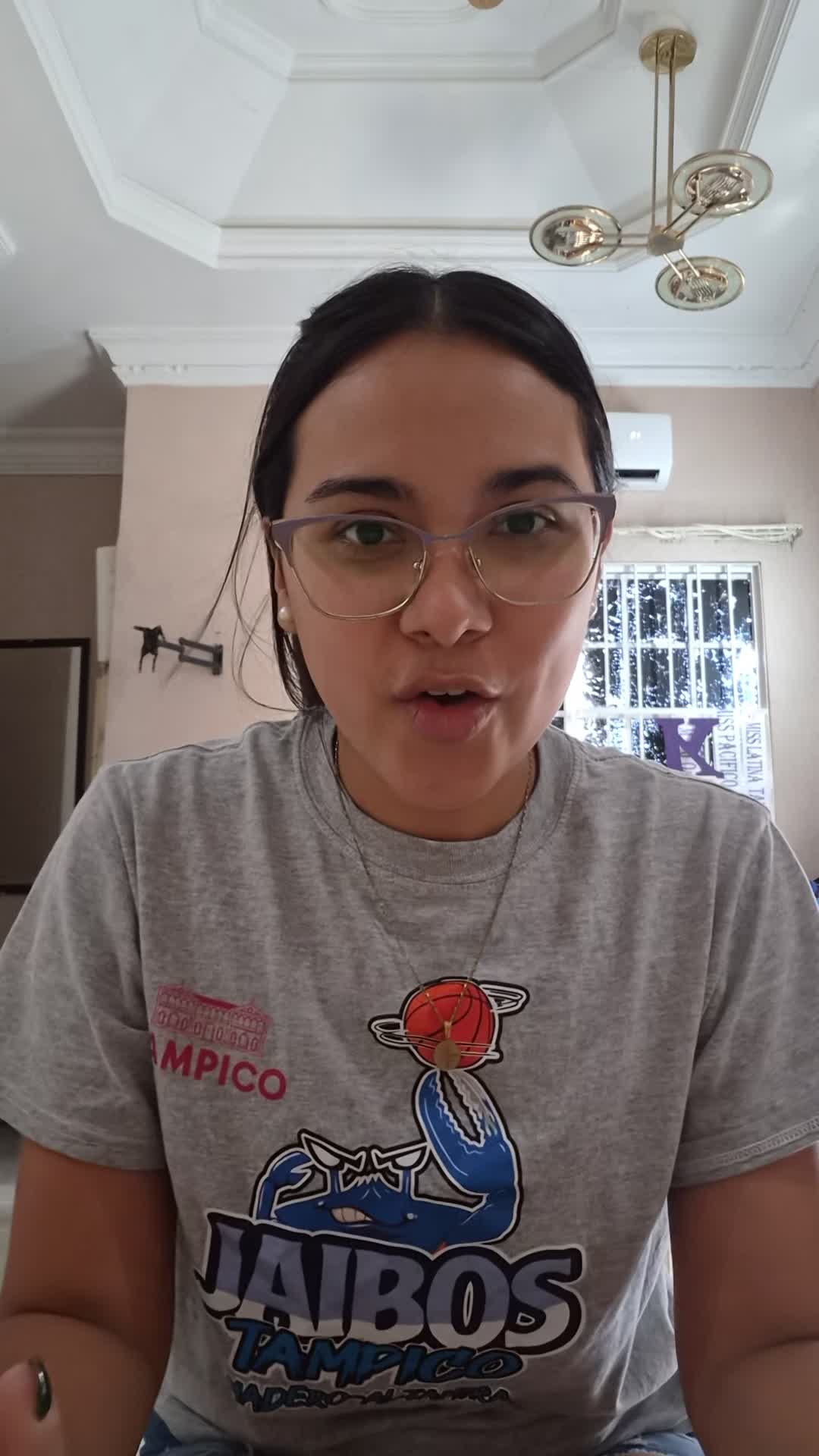 @Karina Crisanto