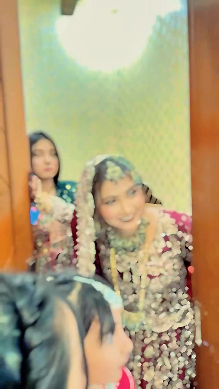@Couple Video1