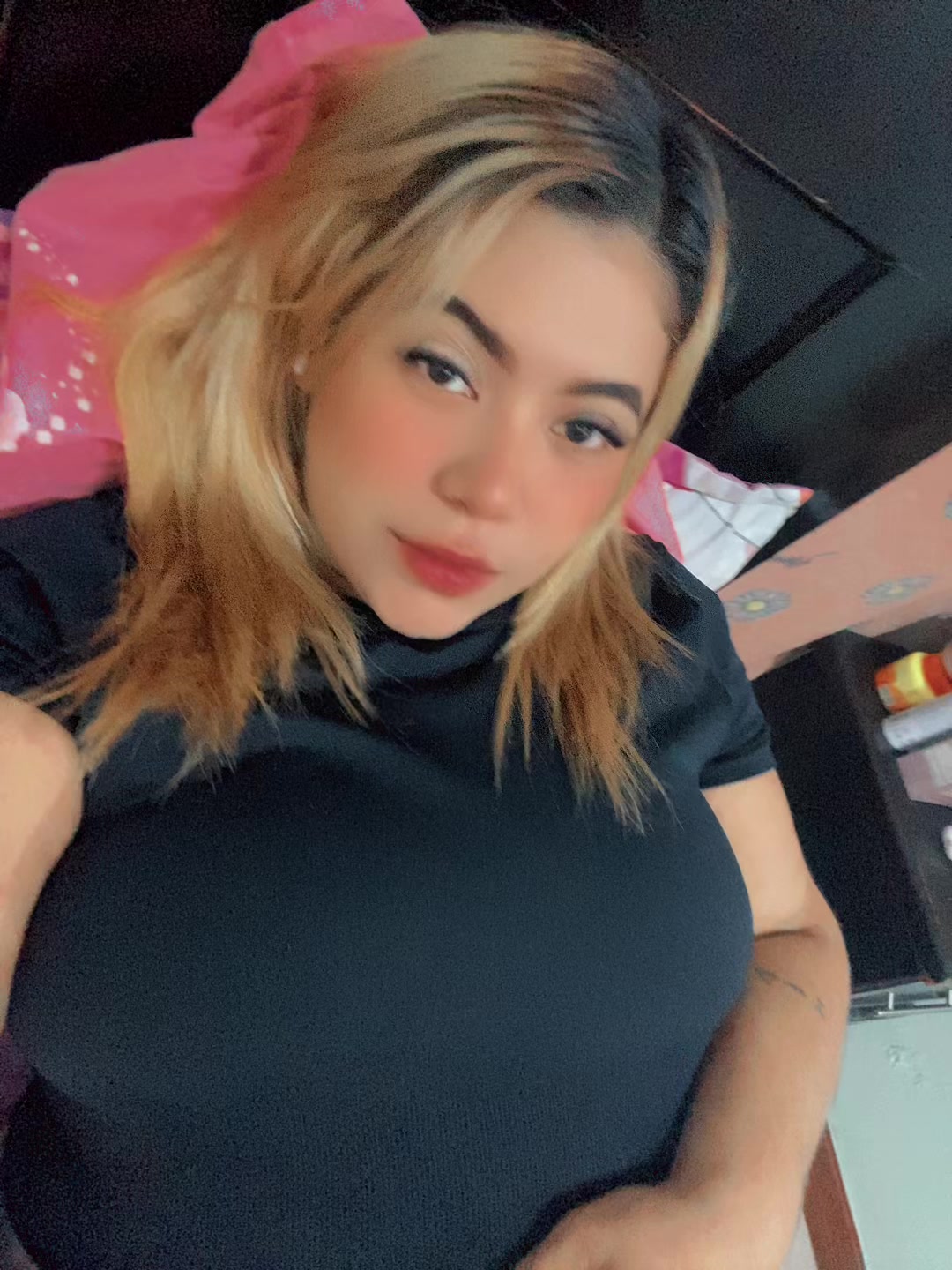 @Mia Moya