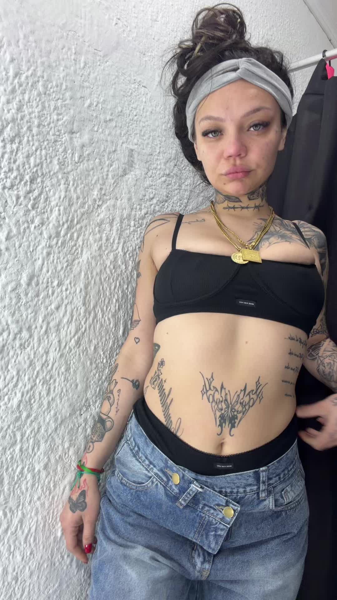 @wachamaldita