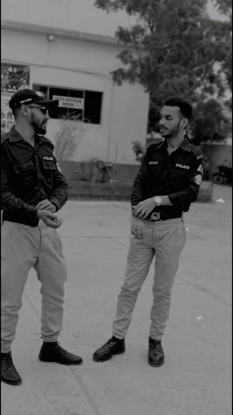 @- 𝓝𝓲𝓴𝓴𝓪 𝓚𝓱𝓪𝓷-~🚩