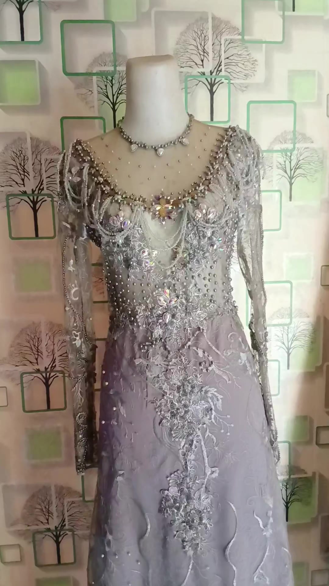 @makeupbymaulana