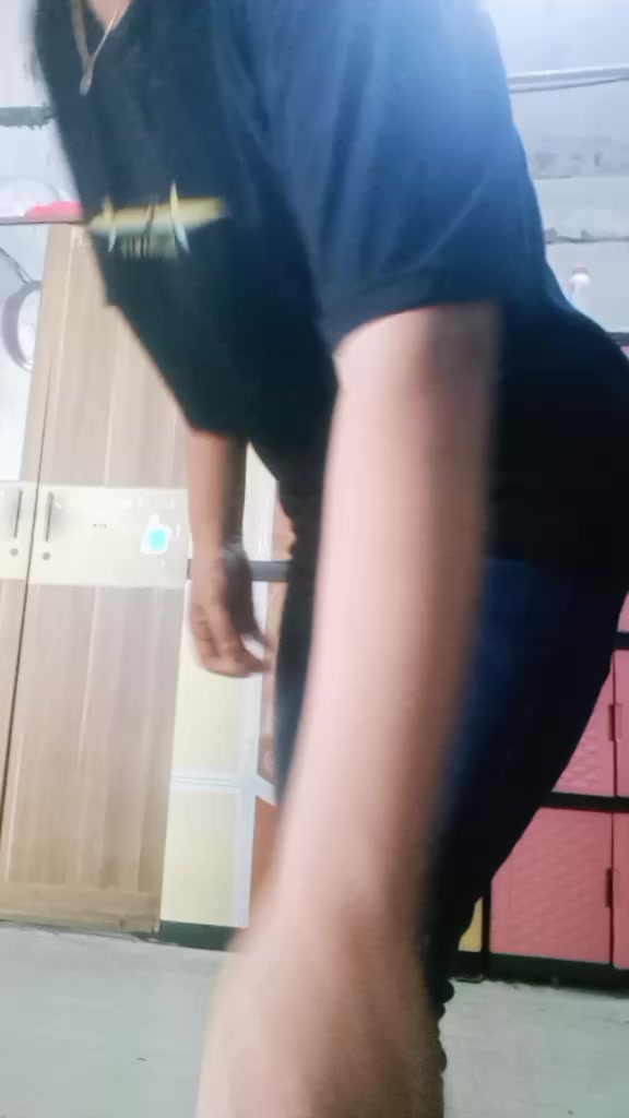@Aniee