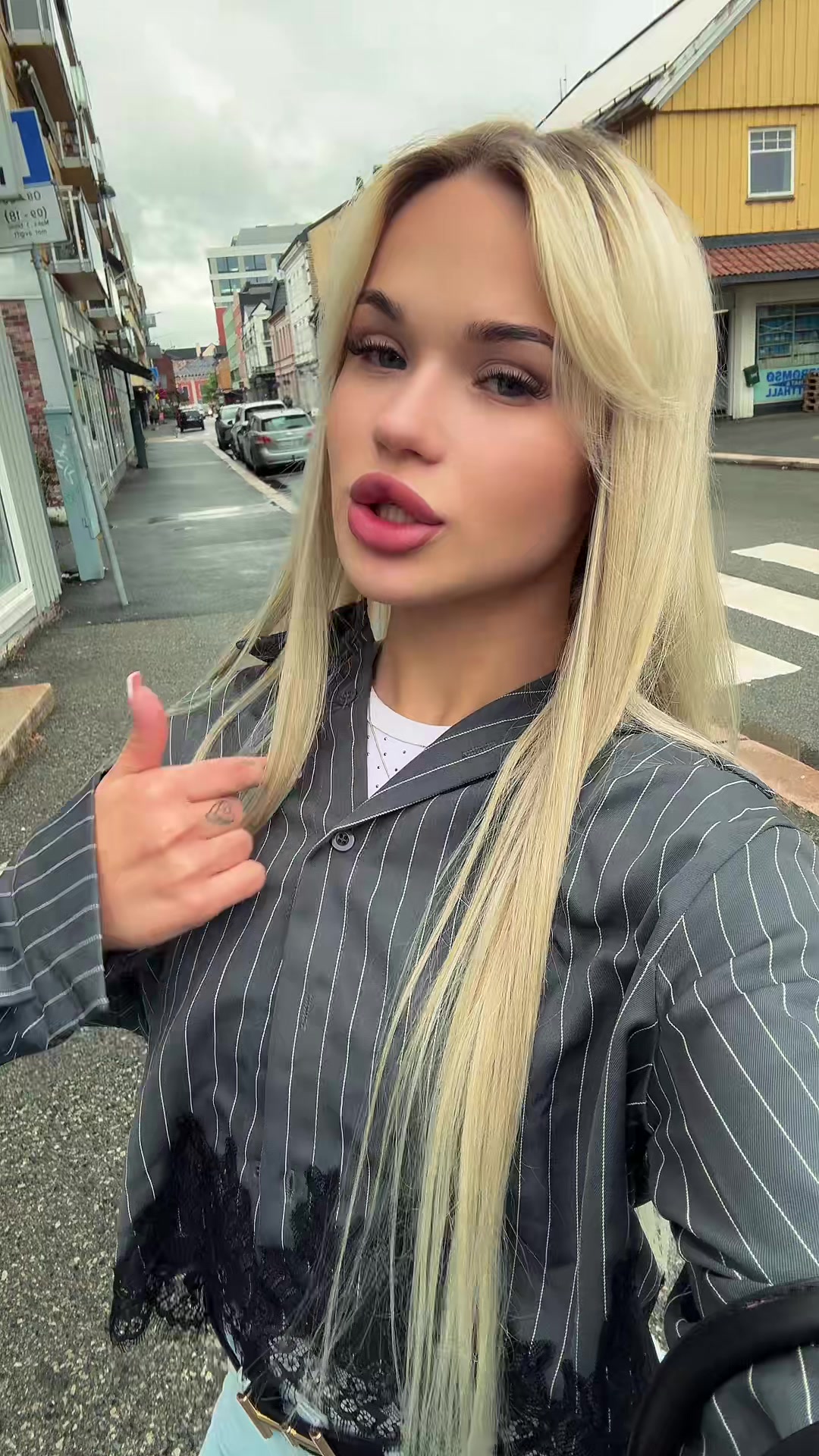 @_katess