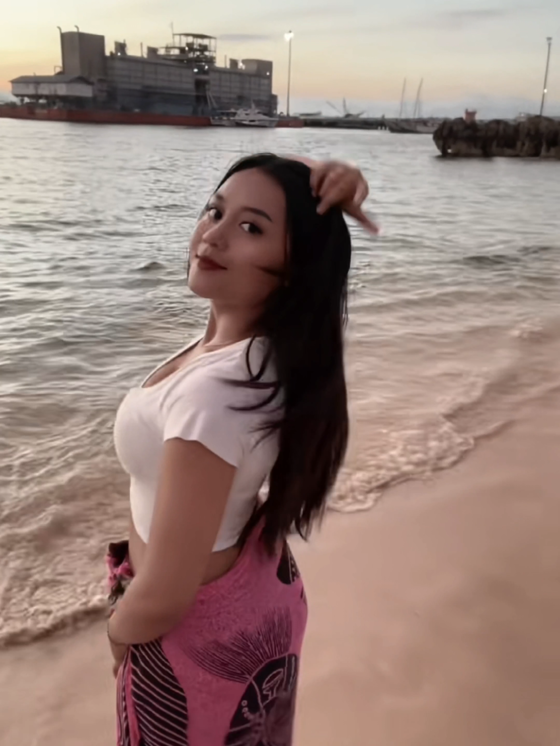 @Gemoy Sayang 🍑