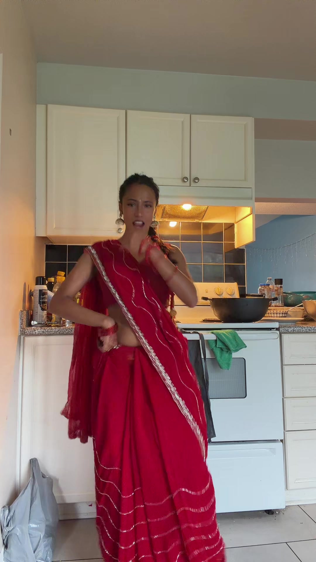 @San Dhya🥰