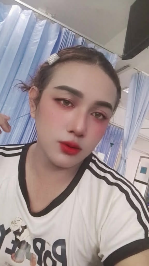 @🌺🦄ปอยลี่🦄🌺