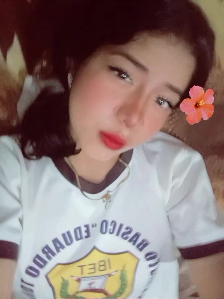 @julii._.cam.!💤🦦🫧