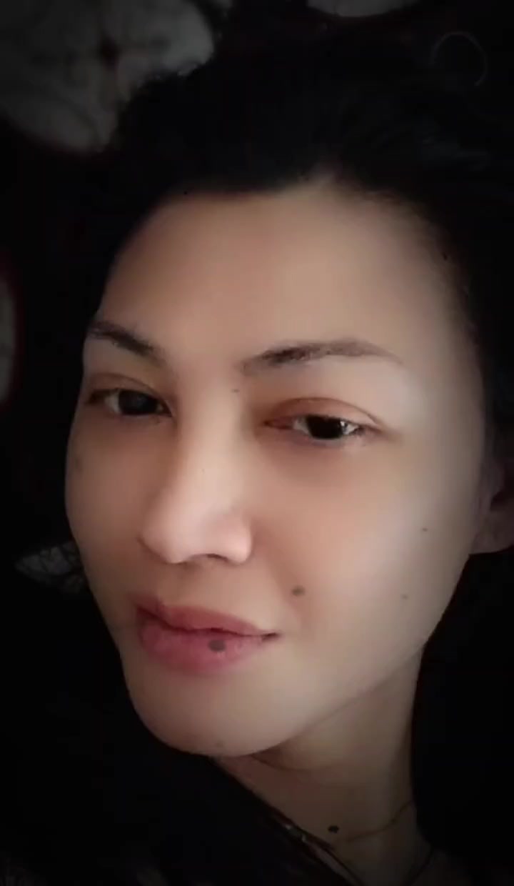 @Ajeng_albuluqqu23