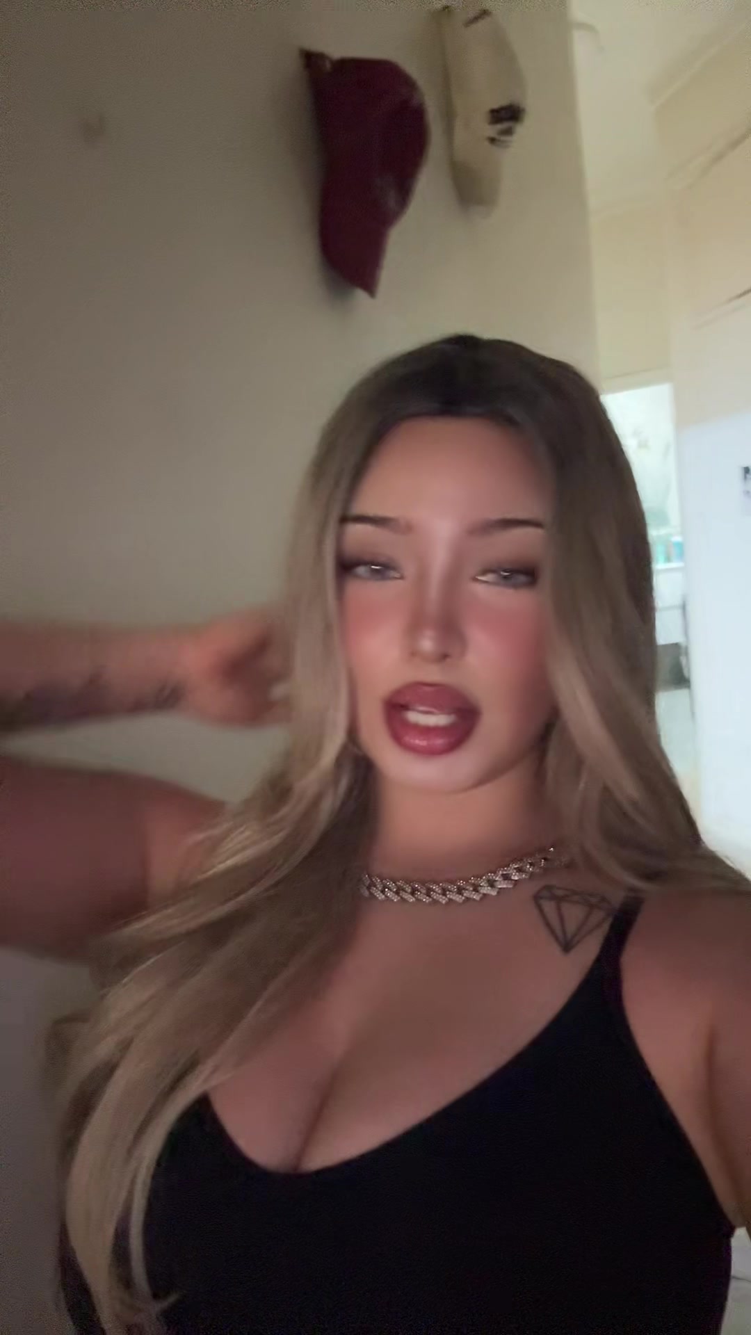 @Itislatina