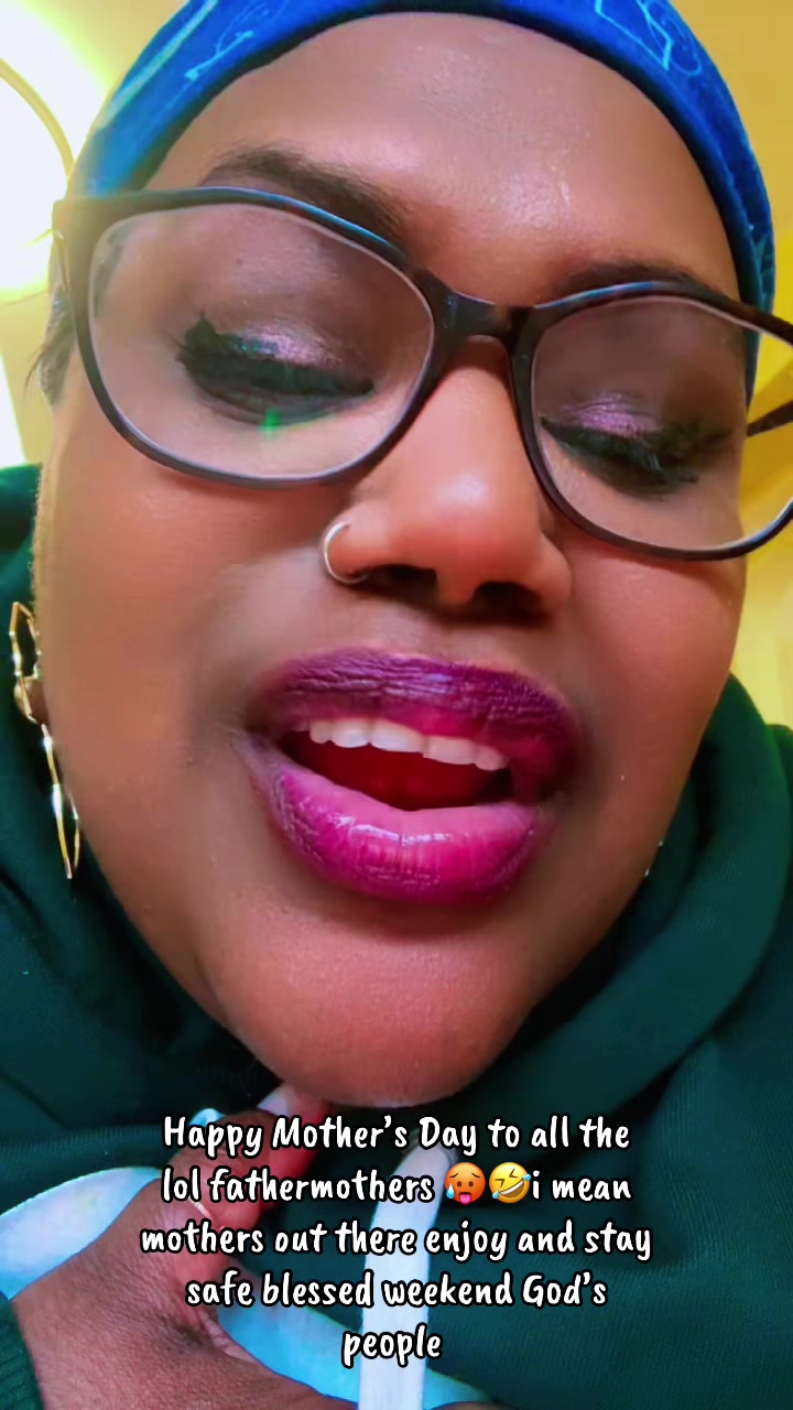 @Thickmama ♡🇸🇧🌴🌊🌺🥥