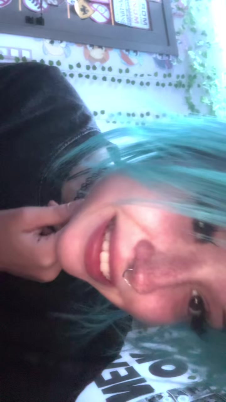@skrolliks