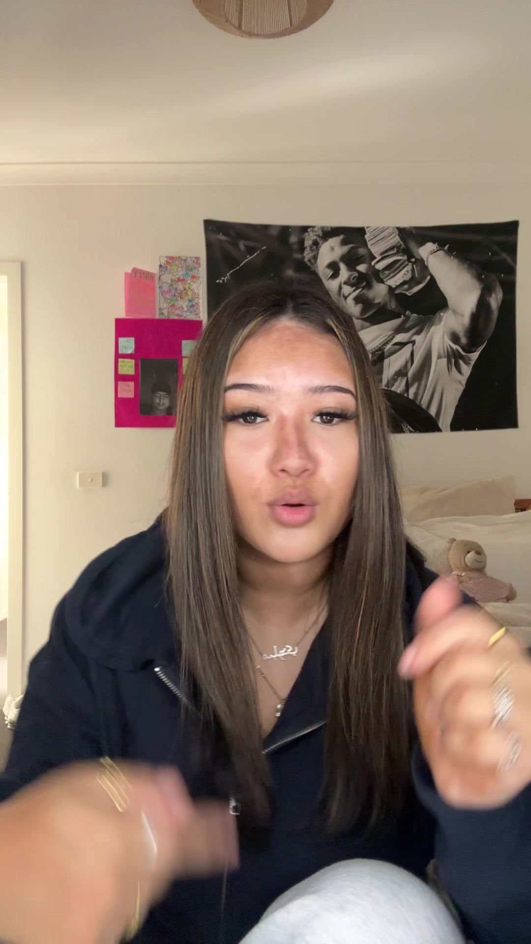 @𝐦 𝐞 𝐥 𝐨 𝐝 𝐲