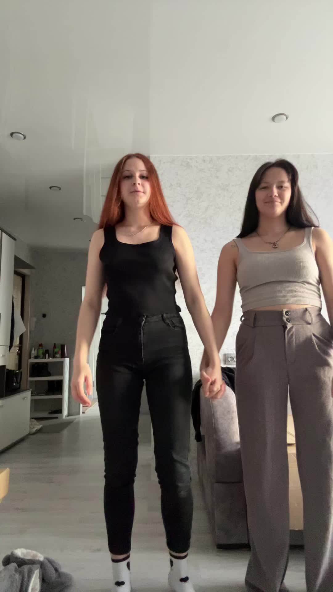 @Нюша