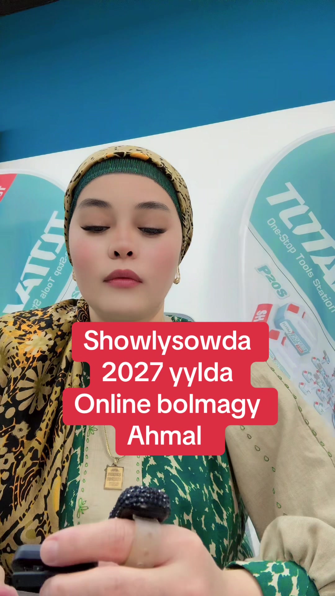 @ShowlySowda