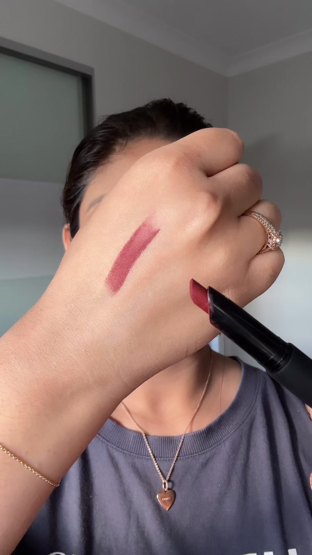 @Simmy | Beauty Content Creator