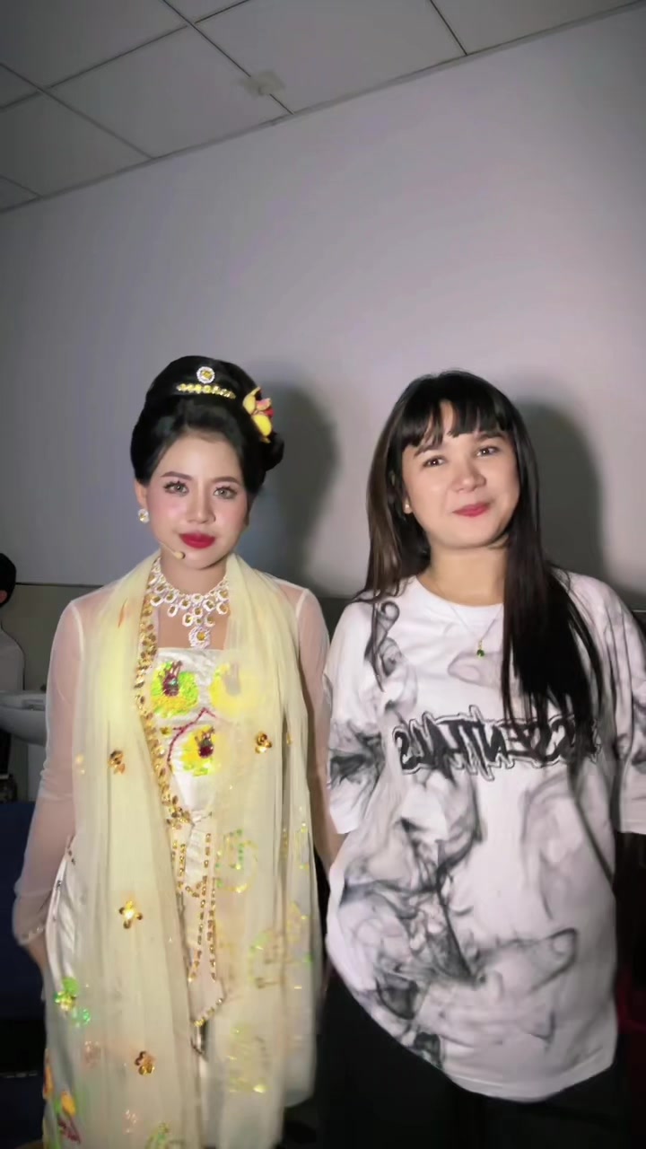 @🌻Phyu Zin🌻