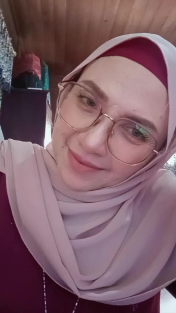 @Hj. Erna