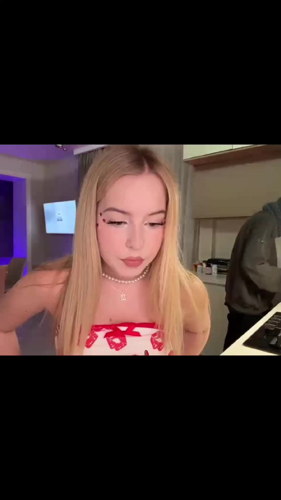 @Ликса✨🖤