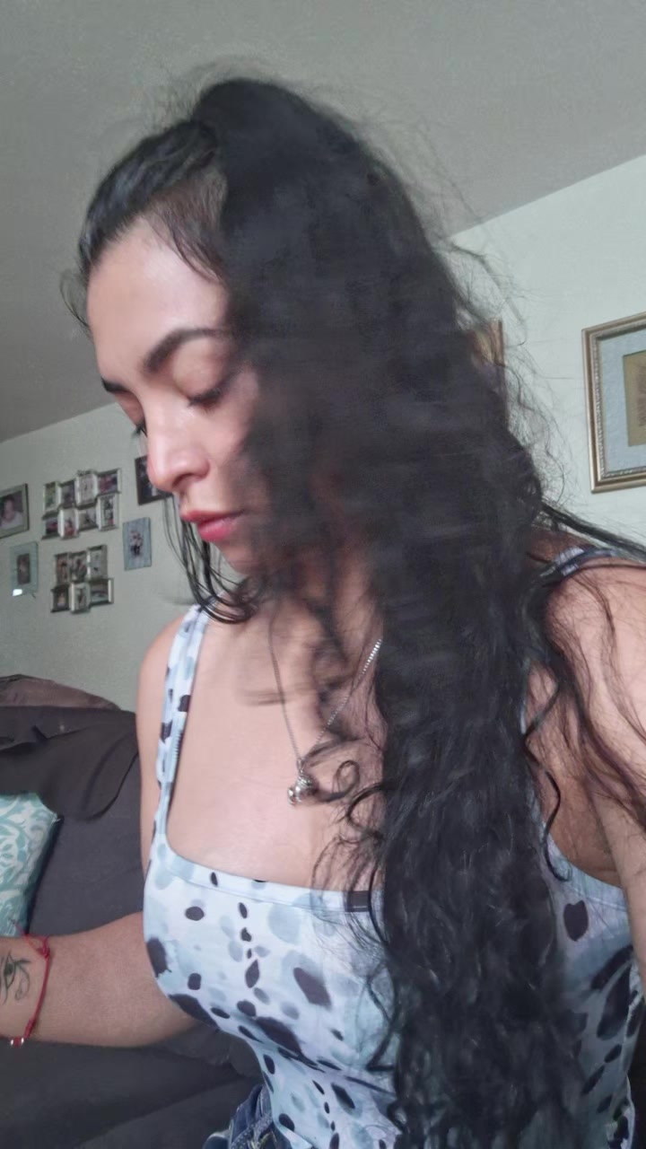 @Ana Cecibel González