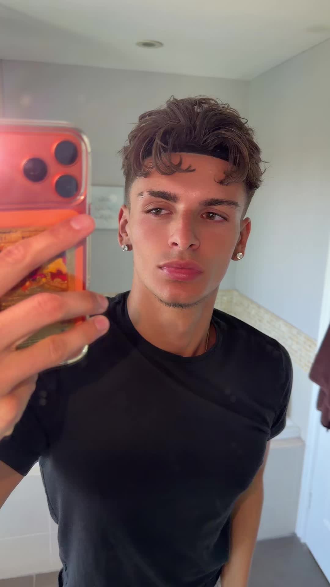 @chris.nikoo