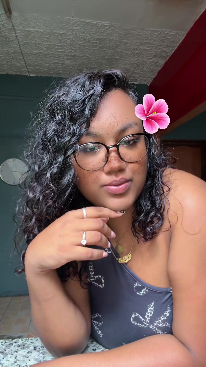 @~phelie~❤🌸