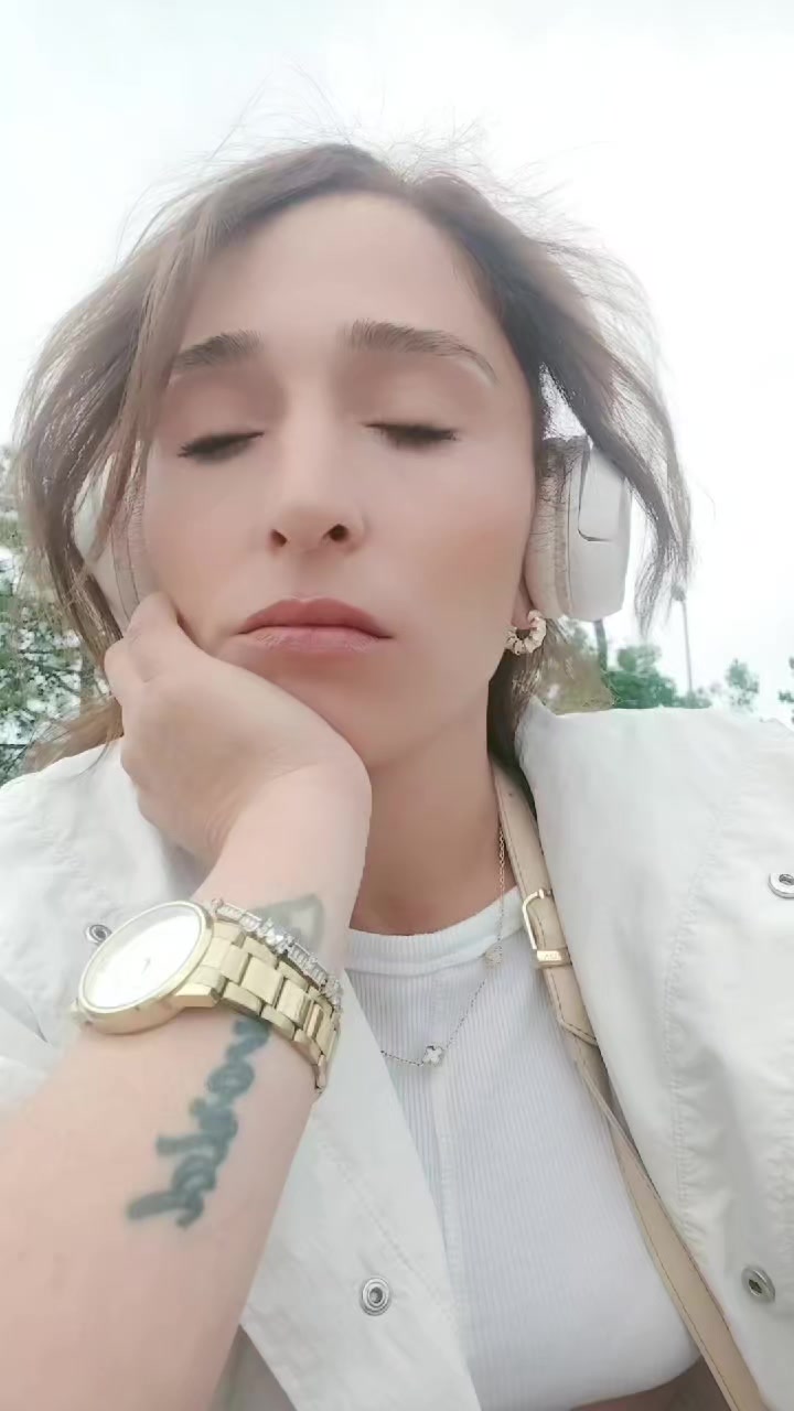 @deniz