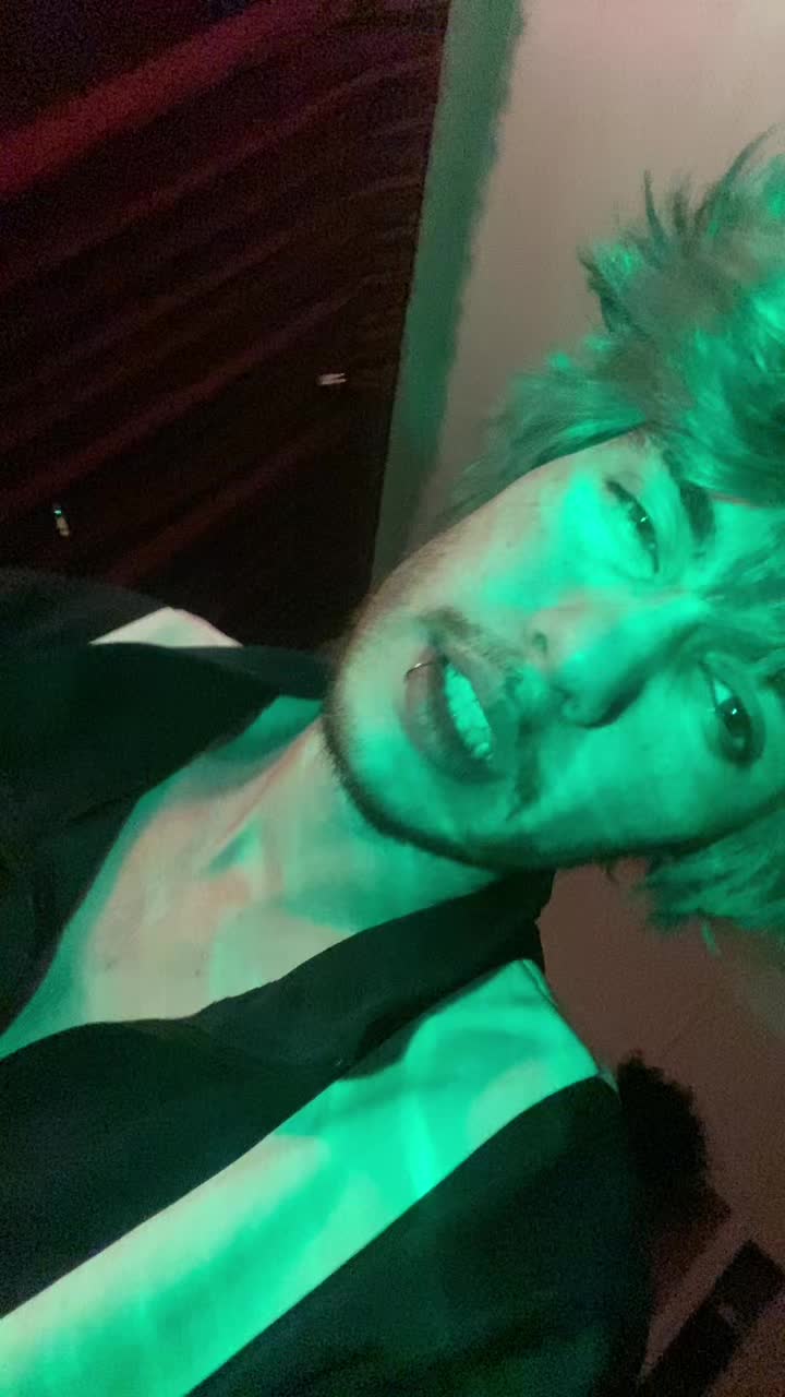 @Grayson’s shitposts 💩‼️