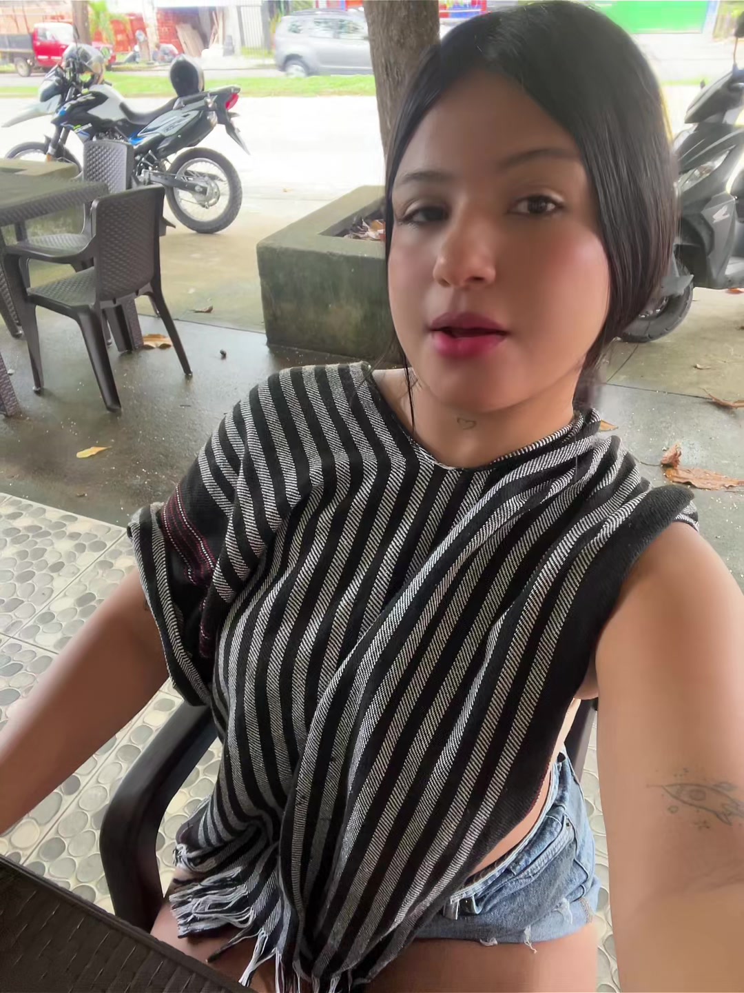 @Yeimy🎀🧃