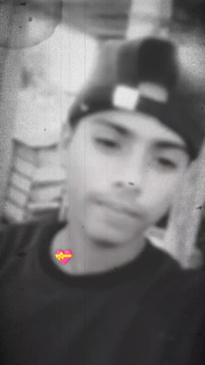 @Sad 😭 Premi💔Star ✨